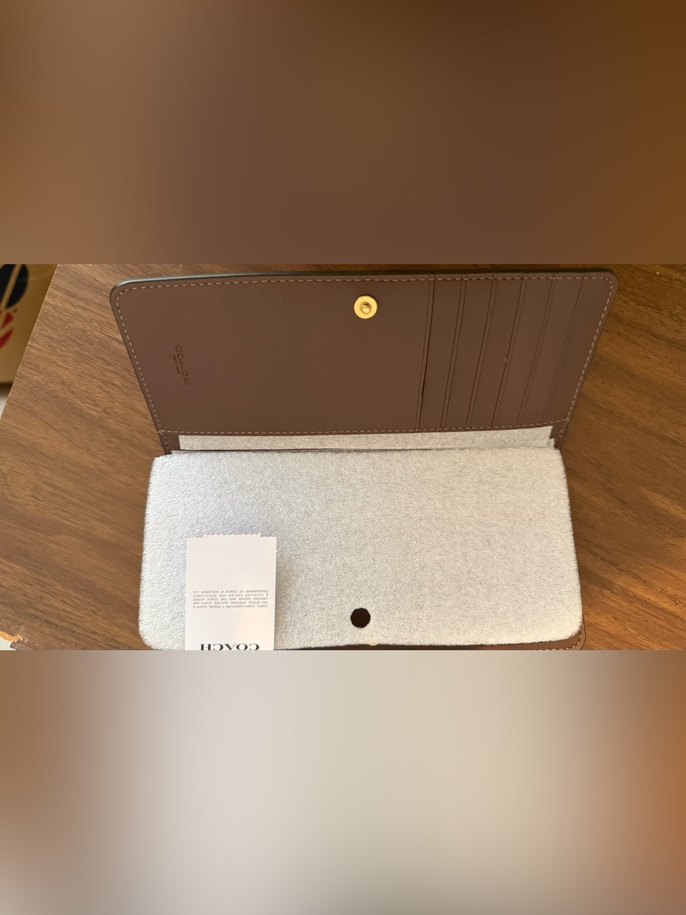 Coach Essential Slim Wallet - Picture 8 of 9